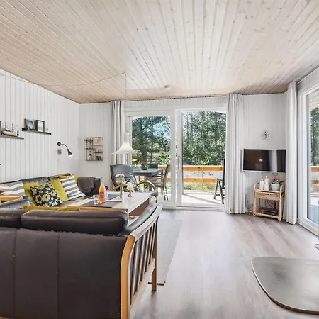Sigrun - 4km From The Sea In Western Jutland By Interhome Ferienhaus Tagholm